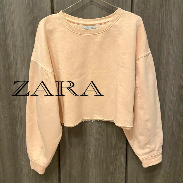 ZARA(ザラ)のZARA ショート丈トレーナー レディースのトップス(トレーナー/スウェット)の商品写真