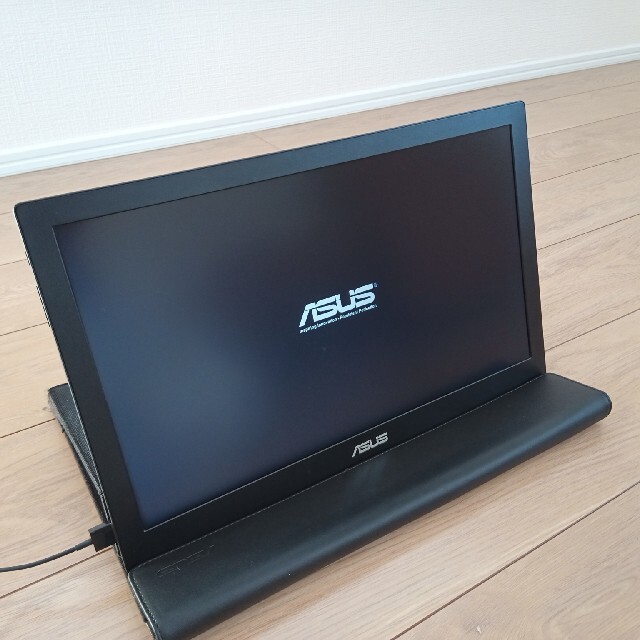 ASUS(エイスース)のASUS MB168B+ ポータブルディスプレイ スマホ/家電/カメラのPC/タブレット(ディスプレイ)の商品写真