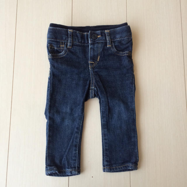 babyGAP(ベビーギャップ)のbabygap ジーパン キッズ/ベビー/マタニティのベビー服(~85cm)(パンツ)の商品写真