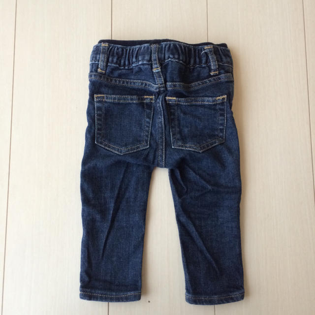 babyGAP(ベビーギャップ)のbabygap ジーパン キッズ/ベビー/マタニティのベビー服(~85cm)(パンツ)の商品写真