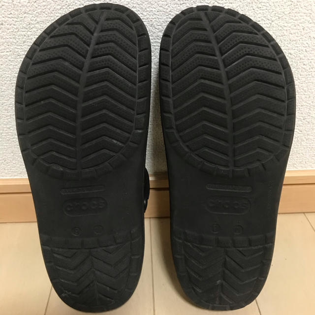 crocs(クロックス)のcrocs クロックス　グレー／ブラック　カモ　27cm メンズの靴/シューズ(サンダル)の商品写真