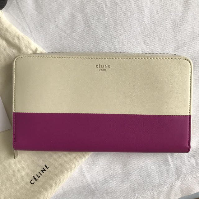 セリーヌCeline 新品長財布 バイカラーホワイト✖️バイオレット セリーヌCeline 新品長財布 バイカラーホワイト✖️バイオレット
