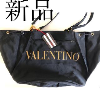 VALENTINO　チェーントートバック　ブランドロゴ　ナイロン　大容量