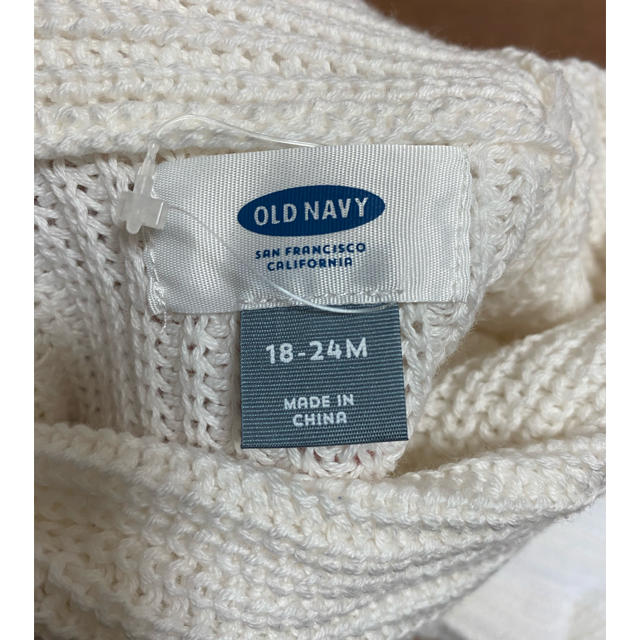 Old Navy(オールドネイビー)の新品、未使用のオールドネイビーの白ニット キッズ/ベビー/マタニティのキッズ服女の子用(90cm~)(ニット)の商品写真