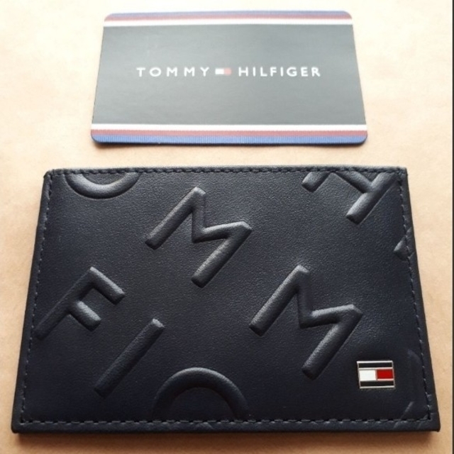 TOMMY HILFIGER(トミーヒルフィガー)のTOMY HILFIGERトミーヒルフィガー定期入れパスケース メンズのファッション小物(名刺入れ/定期入れ)の商品写真