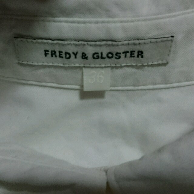 fredy(フレディ)の『フレディ&グロスター』白シャツ レディースのトップス(シャツ/ブラウス(長袖/七分))の商品写真