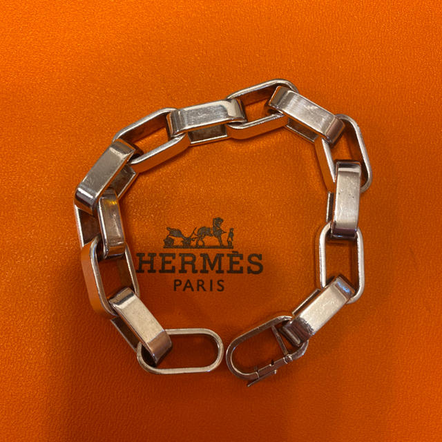 Hermes(エルメス)のエルメス　シルバー　ブレスレット　ヴィンテージ レディースのアクセサリー(ブレスレット/バングル)の商品写真