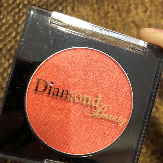 Diamond Beauty(ダイヤモンドビューティー)の美品 ダイヤモンドビューティ ジューシーオレンジ コスメ/美容のベースメイク/化粧品(チーク)の商品写真