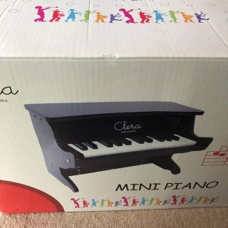 ミニピアノ　CLERA Small OrchestraのMINI PIANO(楽器のおもちゃ)