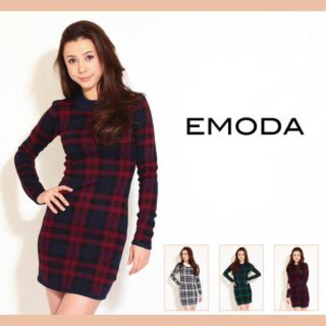 EMODA(エモダ)のEMODA ハイネックタイトワンピース レディースのワンピース(ひざ丈ワンピース)の商品写真