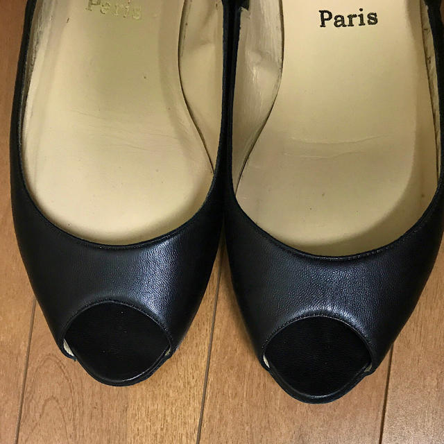 Christian Louboutin(クリスチャンルブタン)のクリスチャン ルブタン オープントゥ パンプス ブラック 約25.0cm レディースの靴/シューズ(ハイヒール/パンプス)の商品写真