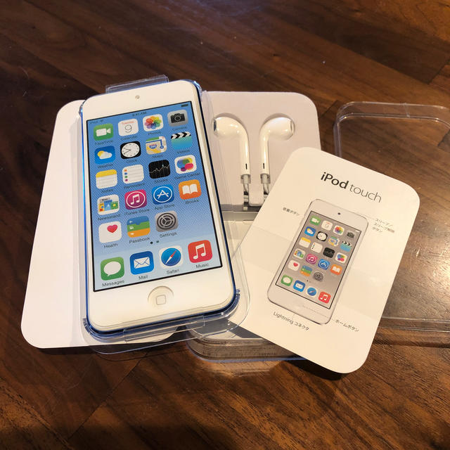 A1574iPod touch (第 6 世代)32G 新品未使用