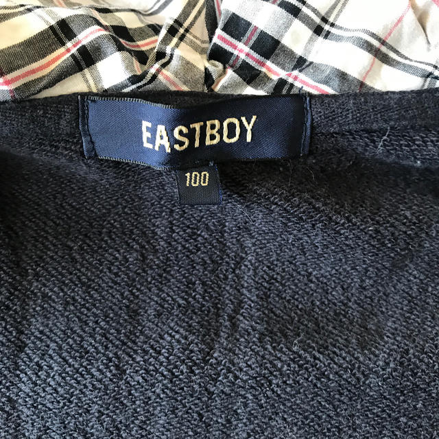 EASTBOY(イーストボーイ)のイーストボーイ　パーカー　サイズ100 キッズ/ベビー/マタニティのキッズ服男の子用(90cm~)(ジャケット/上着)の商品写真