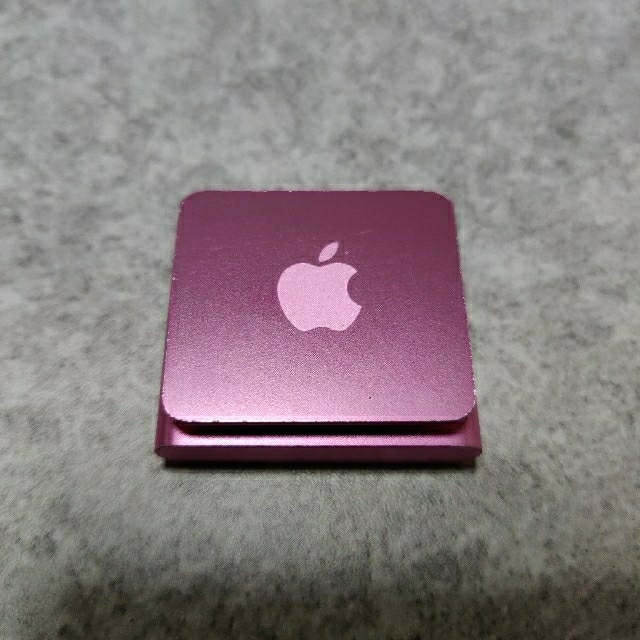 Apple(アップル)のiPod shuffle 第４世代 2GB ピンク スマホ/家電/カメラのオーディオ機器(ポータブルプレーヤー)の商品写真