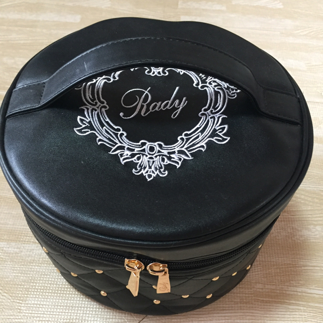 Rady(レディー)のRadyバニティポーチ レディースのファッション小物(ポーチ)の商品写真