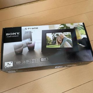 ソニー(SONY)の最安値❗️ 送料込み　SONY DPF-C70A(W)  新品(フォトフレーム)