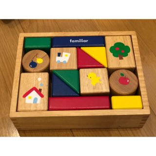 ファミリア(familiar)のfamilia ファミリア　つみき　値下げしました(積み木/ブロック)