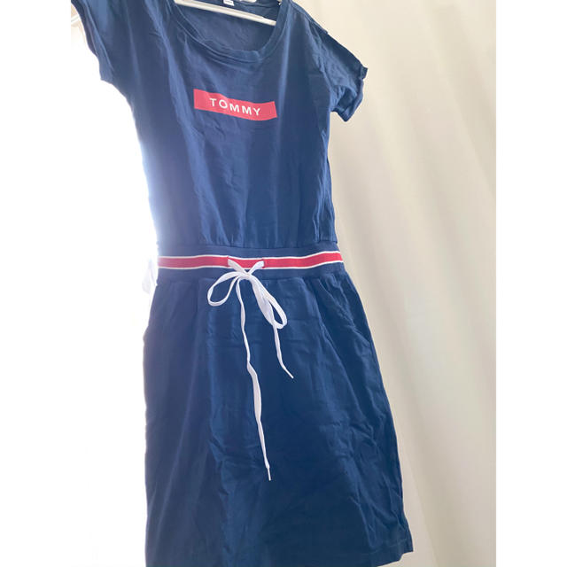 TOMMY HILFIGER(トミーヒルフィガー)のTOMMY Tシャツワンピース レディースのワンピース(ひざ丈ワンピース)の商品写真