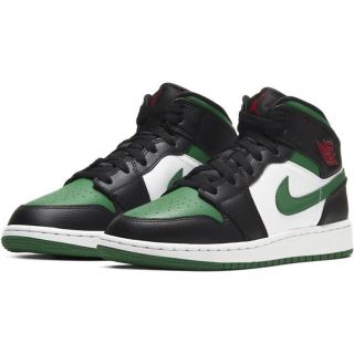 ナイキ(NIKE)の【新品】NIKE ナイキ AIR JORDAN 1 MID エアジョーダン(スニーカー)