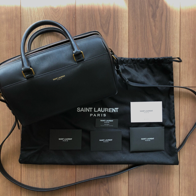 ショルダーバッグSaint Laurent  サンローラン　ベイビーダッフル