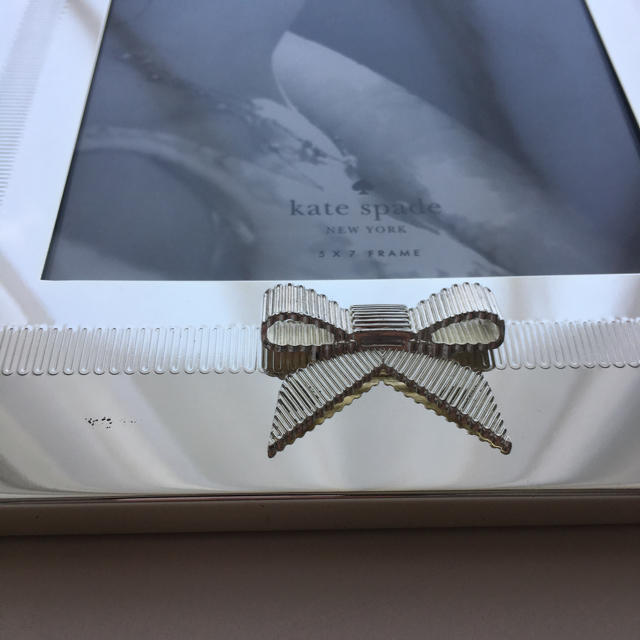 kate spade new york(ケイトスペードニューヨーク)のkate spade 写真立て エンタメ/ホビーのアート用品(写真額縁)の商品写真