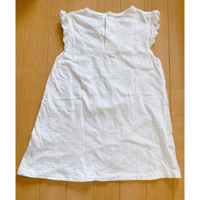西松屋(ニシマツヤ)のカットワーク ノースリーブ  130 キッズ/ベビー/マタニティのキッズ服女の子用(90cm~)(Tシャツ/カットソー)の商品写真