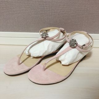 ジミーチュウ(JIMMY CHOO)の【新品】ピンクサンダル　箱付き(サンダル)