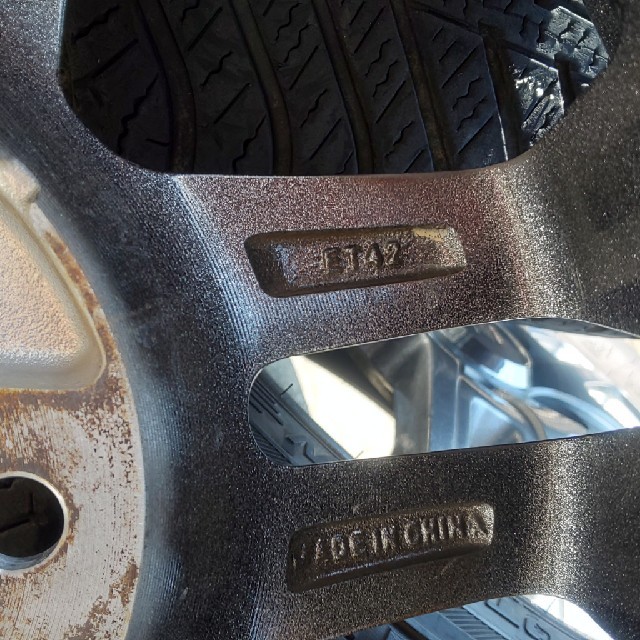 ベクター4シーズン 165/65r13 自動車/バイクの自動車(タイヤ・ホイールセット)の商品写真