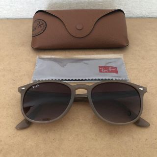 レイバン(Ray-Ban)のRay-Ban レイバン　ボストン型サングラス　ベージュ(サングラス/メガネ)