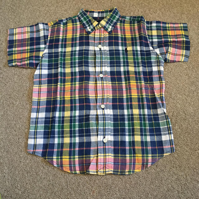 Ralph Lauren(ラルフローレン)のラルフローレン  シャツ　110cm キッズ/ベビー/マタニティのキッズ服男の子用(90cm~)(Tシャツ/カットソー)の商品写真