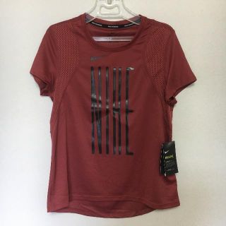 ナイキ(NIKE)のタグ付き新品✨NIKEスポーツTシャツ(ウェア)