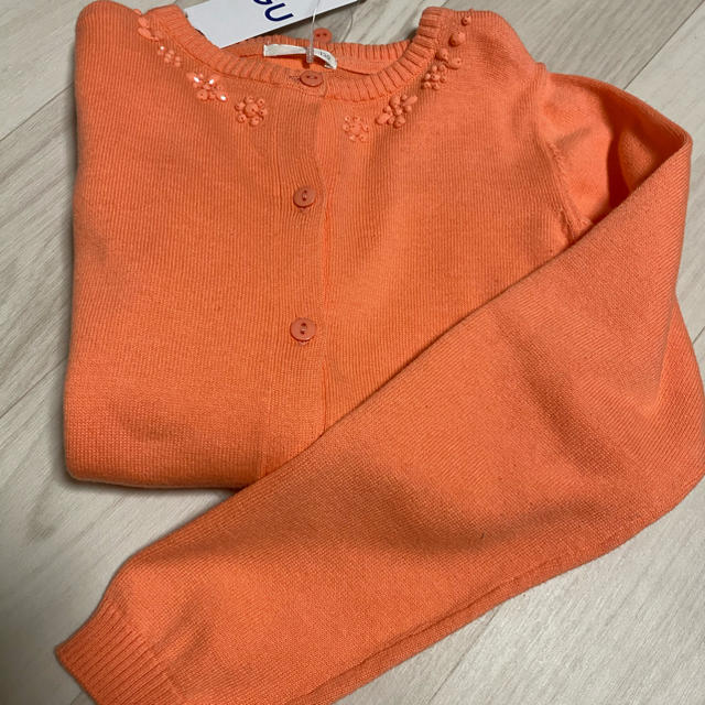 GU(ジーユー)の新品▼GU▼ビジューカーディガン　130 キッズ/ベビー/マタニティのキッズ服女の子用(90cm~)(カーディガン)の商品写真