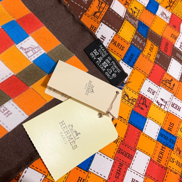 Hermes(エルメス)のエルメス シルク カレ スカーフ ボルデュック チェック オレンジ レディースのファッション小物(バンダナ/スカーフ)の商品写真
