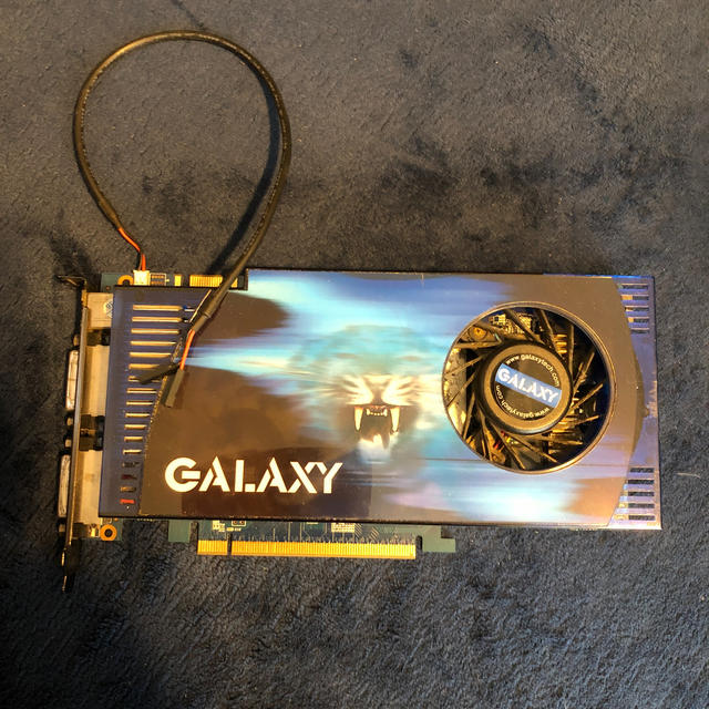 Galaxy(ギャラクシー)のGALAXY ビデオカード GF 9600GT PCI-E 512MB スマホ/家電/カメラのPC/タブレット(PCパーツ)の商品写真
