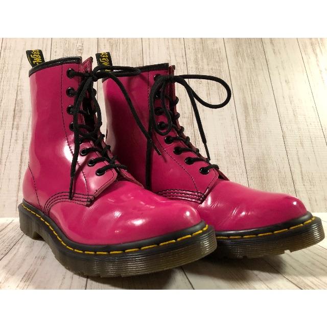 Dr.Martens(ドクターマーチン)のドクターマーチン☆☆ピンクパテントレザー☆☆８ホール レディースの靴/シューズ(ブーツ)の商品写真