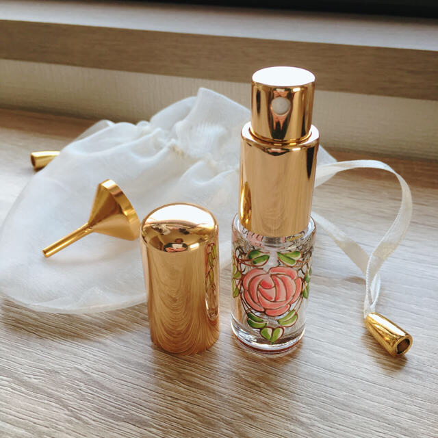 CARON(キャロン)の【みいさん用】キャロン CARON香水ボトル　2本セット コスメ/美容の香水(香水(女性用))の商品写真