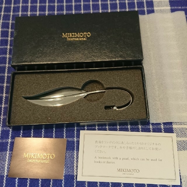 MIKIMOTO(ミキモト)のミキモト ブックマーク パール付 ハンドメイドの文具/ステーショナリー(しおり/ステッカー)の商品写真