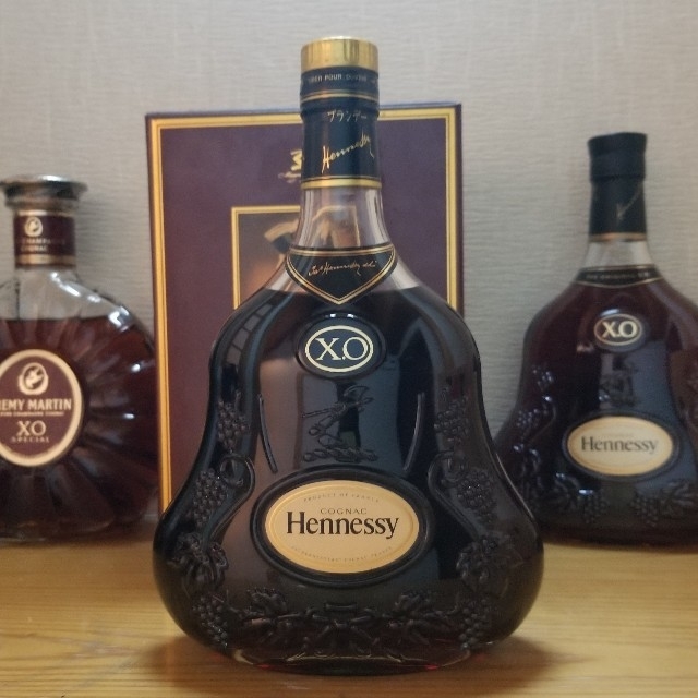 Hennessy XO 金キャップミニチュアボトル