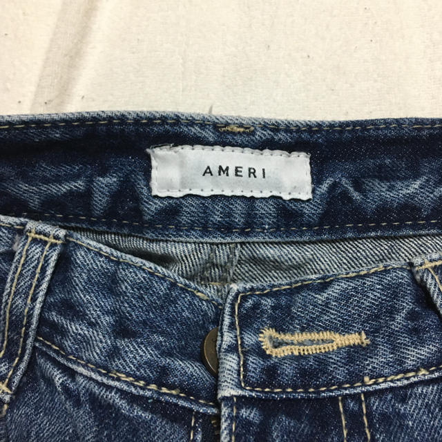 Ameri VINTAGE(アメリヴィンテージ)のAmeri クラッシュデニム レディースのパンツ(デニム/ジーンズ)の商品写真