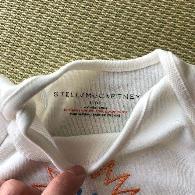 Stella McCartney(ステラマッカートニー)のStella McCartney　ロンパース　6M キッズ/ベビー/マタニティのベビー服(~85cm)(ロンパース)の商品写真