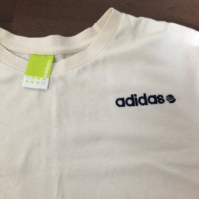 adidas(アディダス)のadidas   Ｔシャツ　Ｌサイズ メンズのトップス(Tシャツ/カットソー(半袖/袖なし))の商品写真