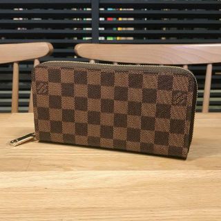 ルイヴィトン(LOUIS VUITTON)の新品同様 ルイヴィトン 現行 ダミエ ジッピーウォレット 長財布(財布)