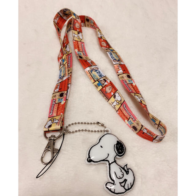 スヌーピー  SNOOPY ネックストラップ　携帯ストラップ　 スマホ/家電/カメラのスマホアクセサリー(ネックストラップ)の商品写真