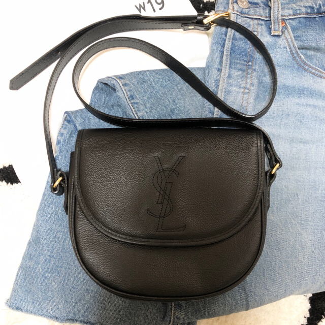 【値下げ】YSL イヴサンローラン　ショルダーバック