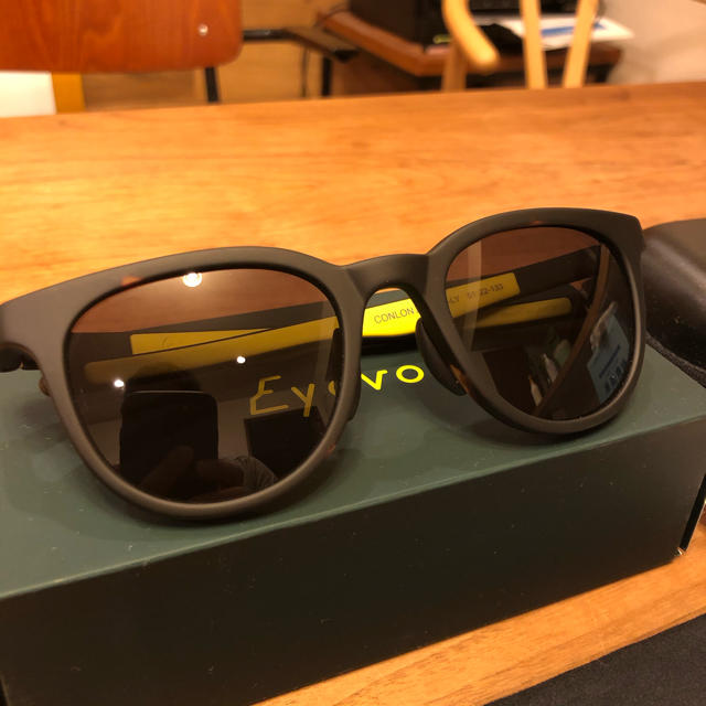 Oakley(オークリー)のアイヴォル　サングラス美品　CONLONⅡ メンズのファッション小物(サングラス/メガネ)の商品写真