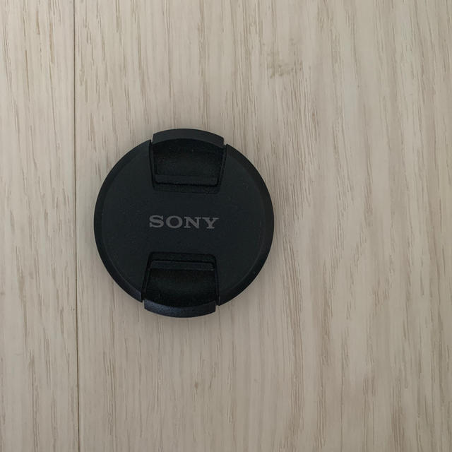 SONY(ソニー)のSONY カメラレンズ用カバー 49mm スマホ/家電/カメラのカメラ(その他)の商品写真