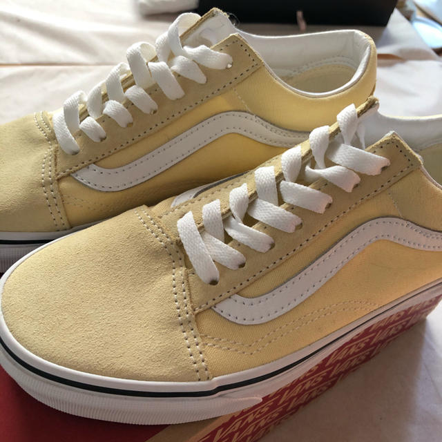 VANS OLD SKOOL クリーム　23.5cm