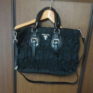 プラダ(PRADA)のPRADA　フランス直営店購入　プラダ　ショルダーバッグ　バッグ　バック(ショルダーバッグ)