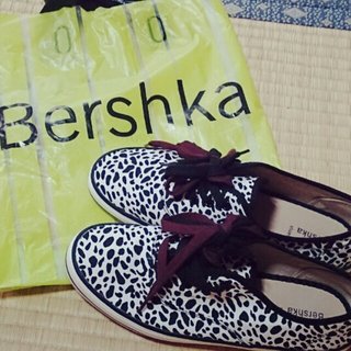 ベルシュカ(Bershka)のBershka shoes(スニーカー)
