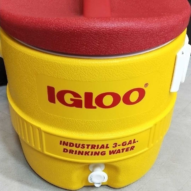 IGLOO（イグルー）ウォータージャグ　3ガロン スポーツ/アウトドアのアウトドア(その他)の商品写真